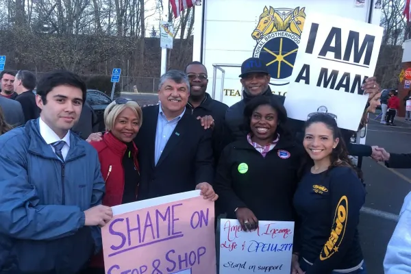 trumka_on_picket_line_04.17.2019.jpg