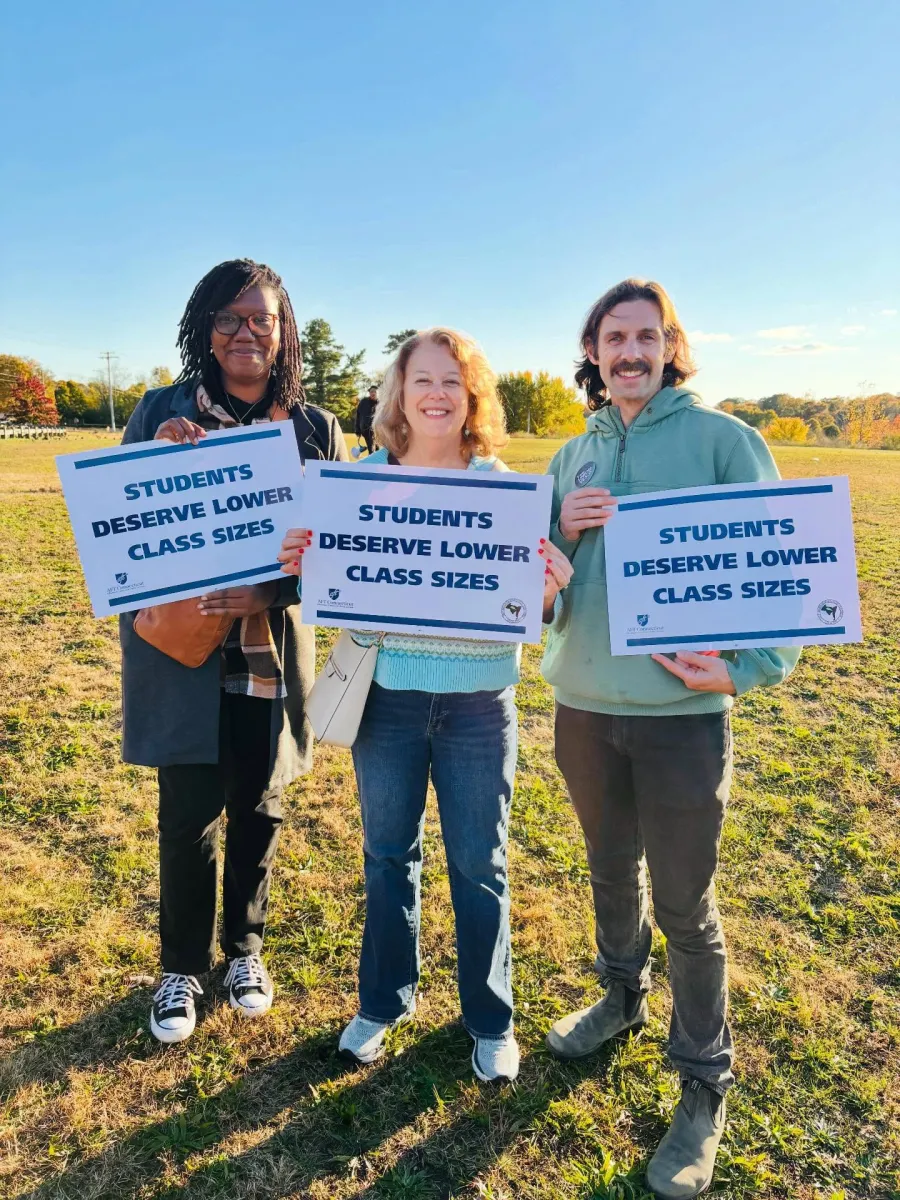 Members of the New Haven Federation of Teachers